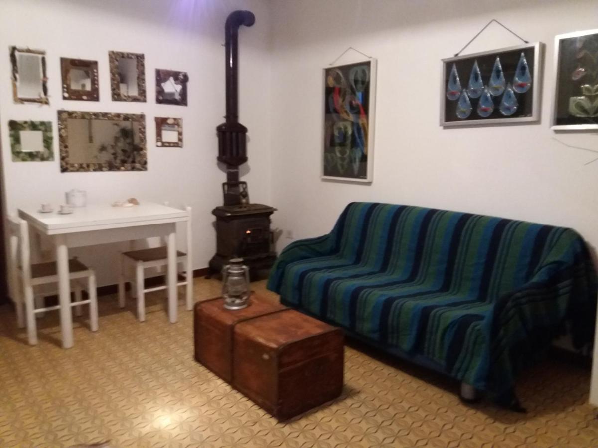 Вилла Bilocale Pascoli Санта-Тереза-Галлура Экстерьер фото
